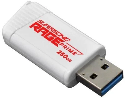 Patriot „Rage Prime“ 600 MB/s 256 GB USB 3.2 8k IOP