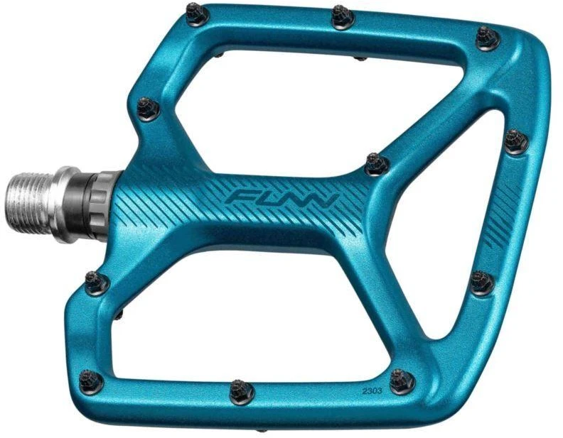 Pedalai PYTHON gen2 turkio spalvos FUNN