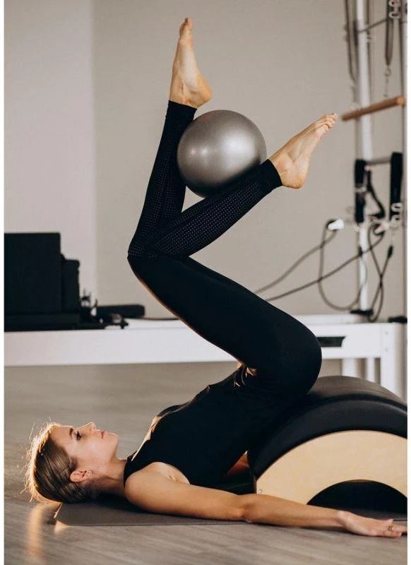 Smj Pilates gumos treniruočių kamuolys PVC BL032 25 cm HS-TNK-000009387