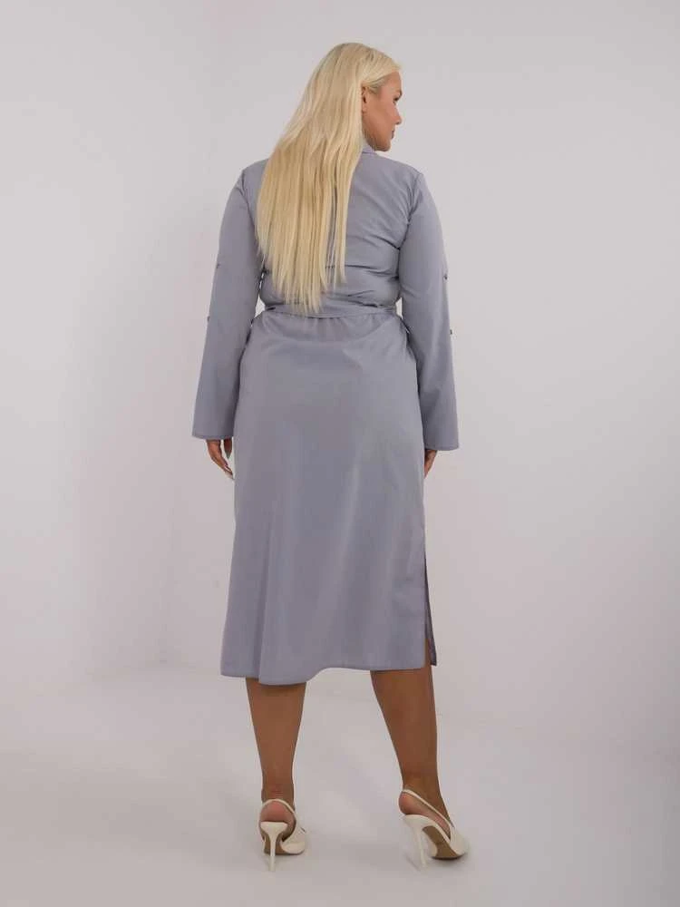 Pilka suknelė