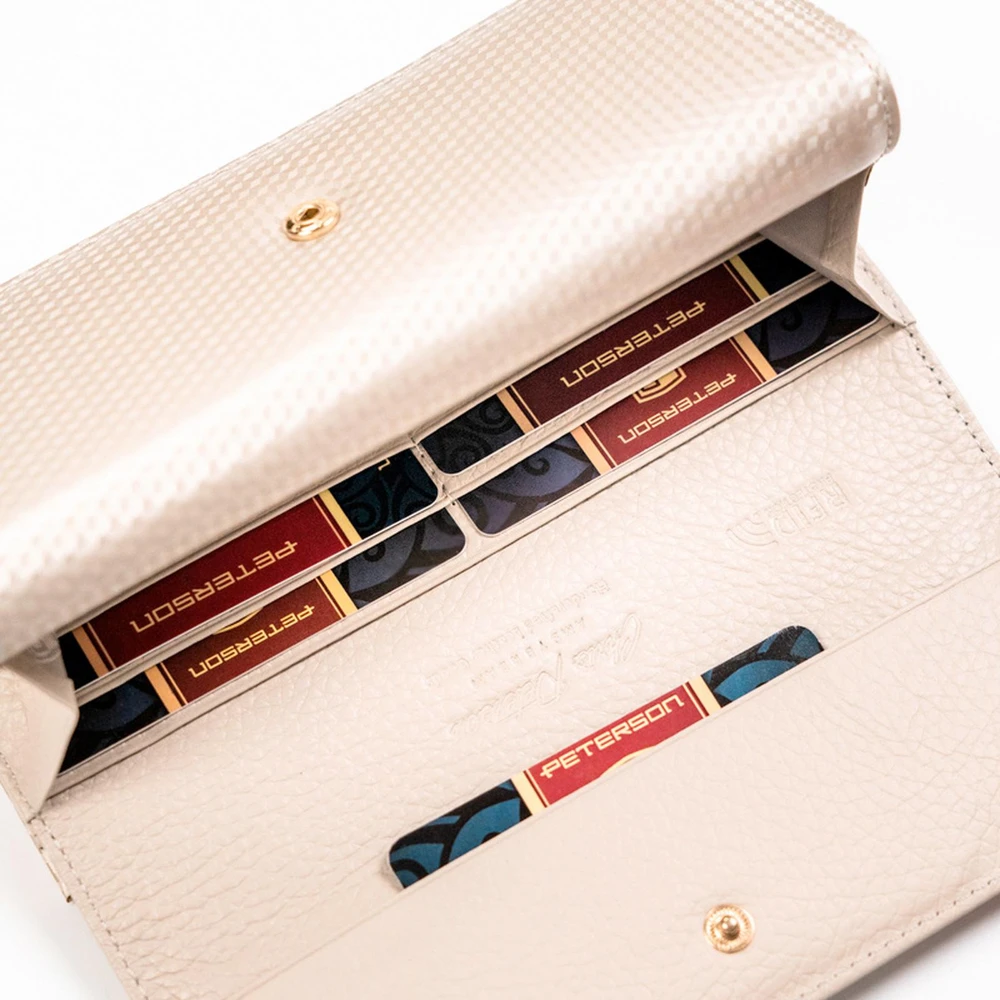 Didelis, horizontalus moteriškas piniginė iš natūralios odos - Peterson