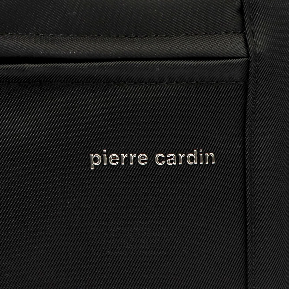 Trwała saszetka vyriška wykonana su poliestru Pierre Cardin 1721 ALAN09