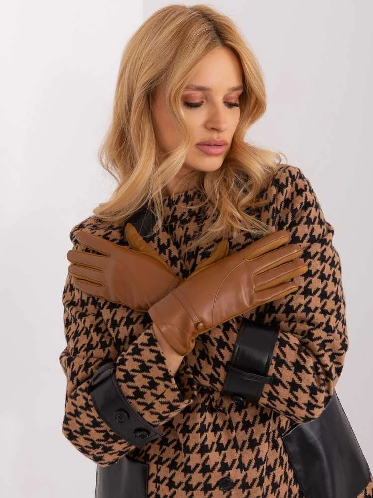 Pirštinės šviesiai rudos spalvos
