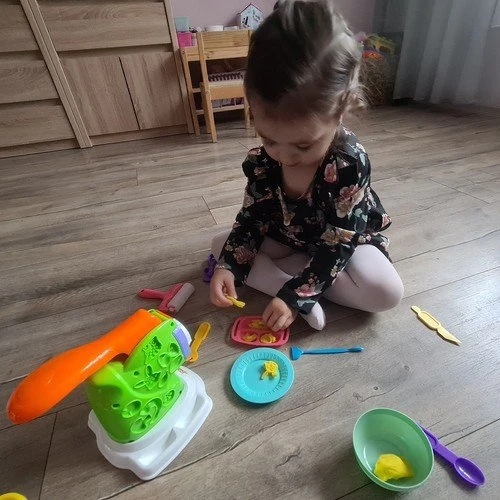 Plastelino rinkinys "Makaronai"