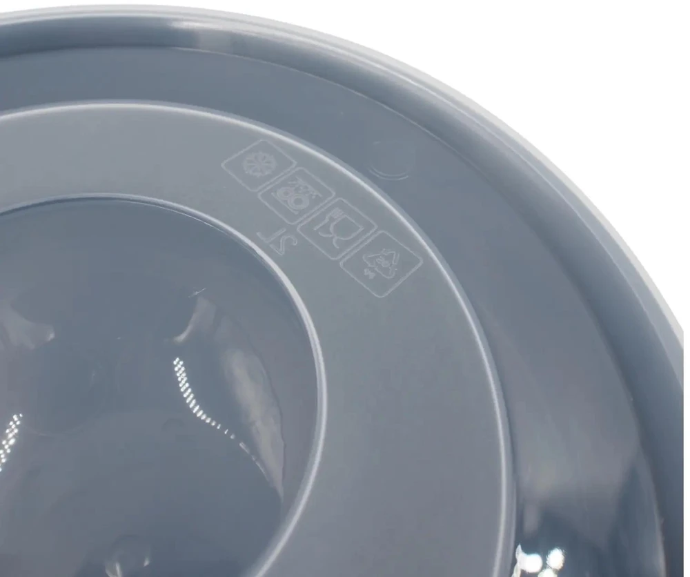 Plastikinis dubuo su dangčiu, 2 l