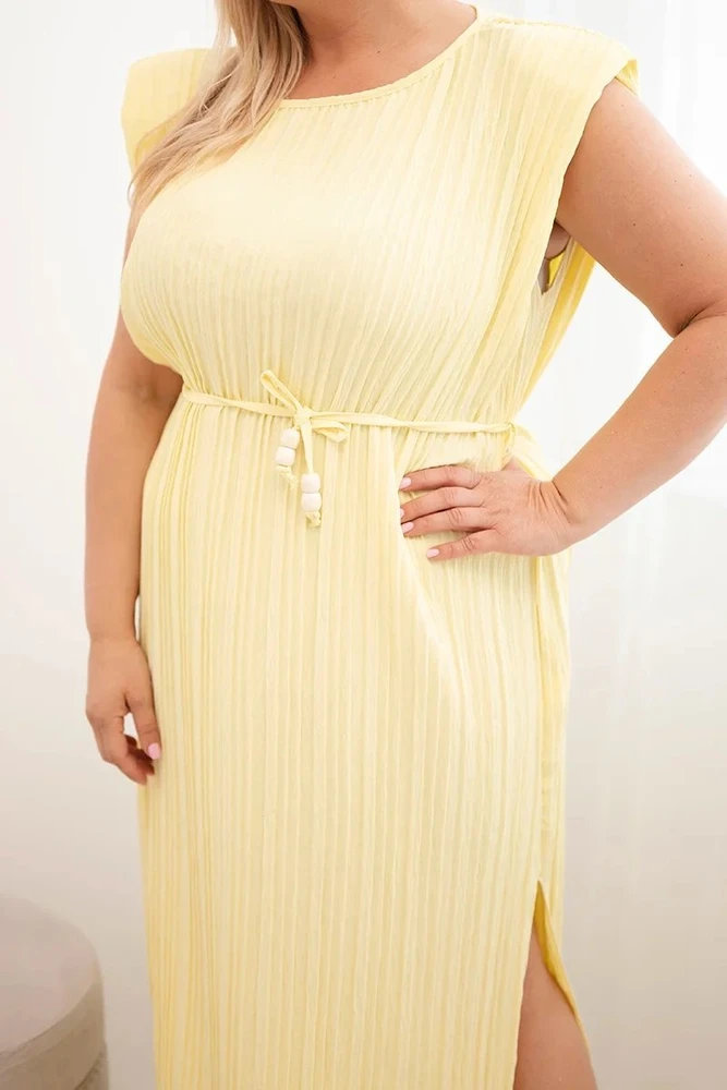 Plus Size midi suknelė su klostėmis ir surišimu ties juosmeniu, geltona
