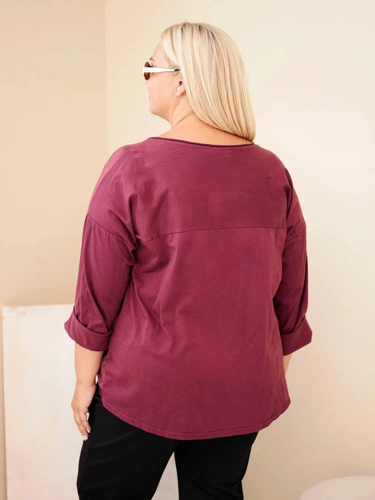 Plus Size moteriška palaidinė su raštu ir U formos iškirpte, slyvų spalvos
