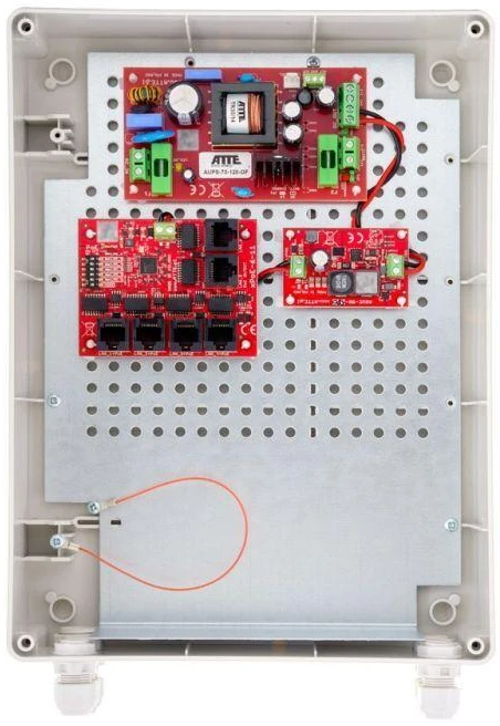 Šakotuvas SWITCH POE SU BUFERINIU MAITINTUVU IPUPS-5-11-XL2 5 PRIEVADŲ ATTE