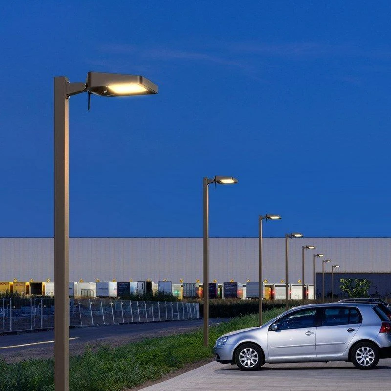 PowerNeed Nepriklausomas saulės energija varomas LED gatvės šviestuvas su programėlės valdymu, PIR jutikliu ir dideliu šviesos srautu