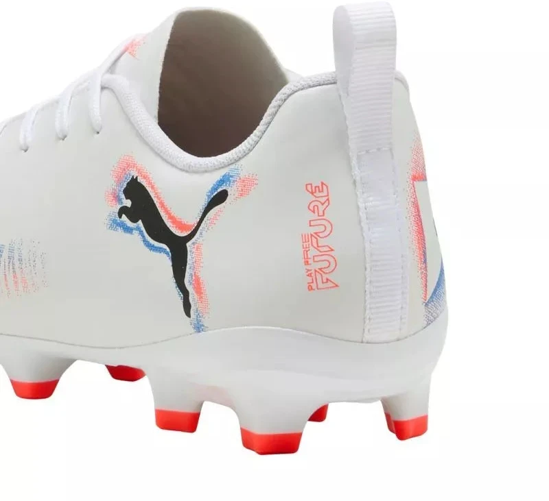 Puma Future 8 Play FG/AG Jr 108622 01 futbolo batai