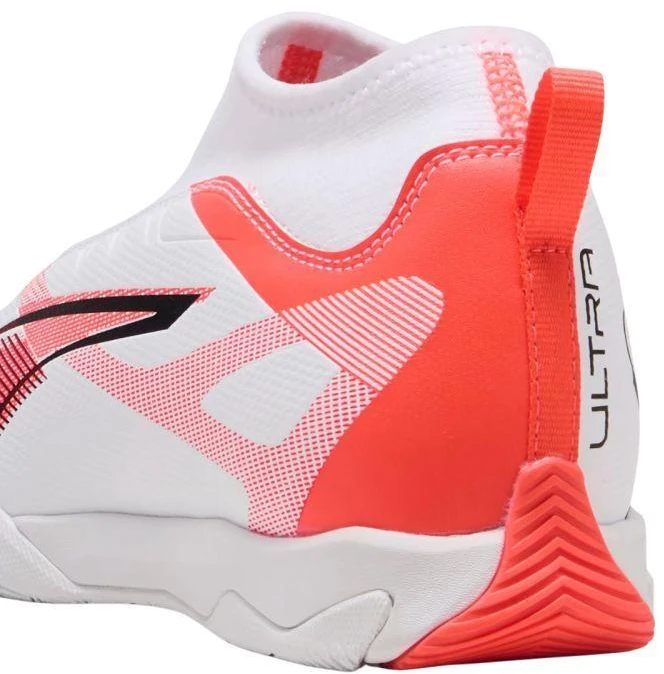 Puma Ultra 5 Match+ LL IT Jr 108353 01 Futbolo Bateliai
