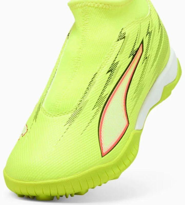Puma Ultra 6 Match LL TT+ pusaukštės vaikiškos 108979-01 futbolo bateliai