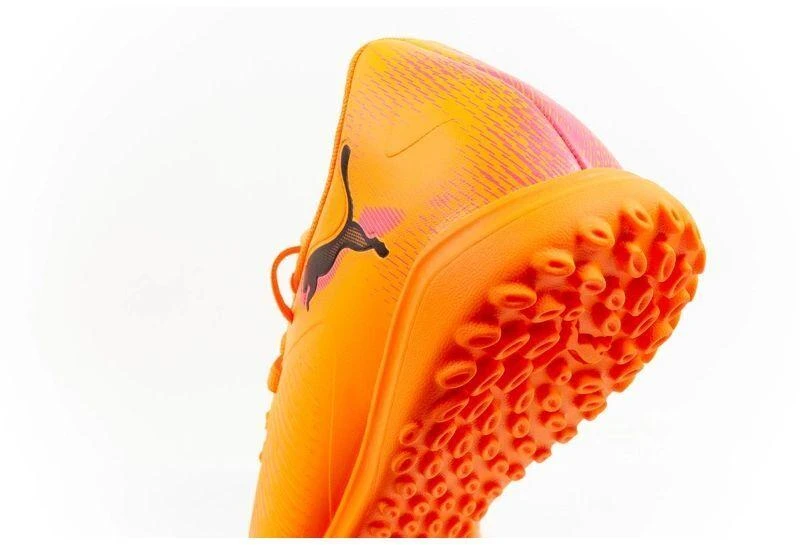 Puma vyriški sportiniai futbolo bateliai Future 8 Play TT dirbtinės vejos oranžiniai