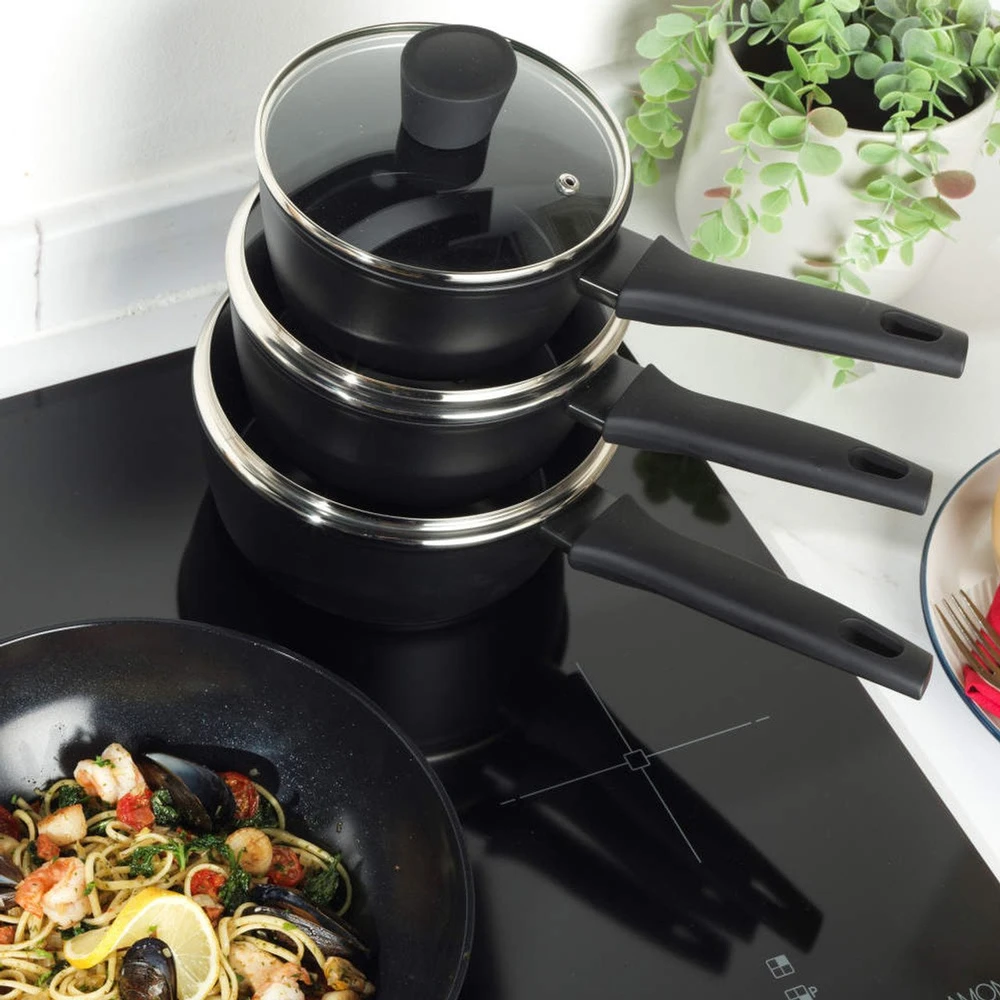 Puodas su keramine nelimpančia danga Russell Hobbs Verde, 18 cm