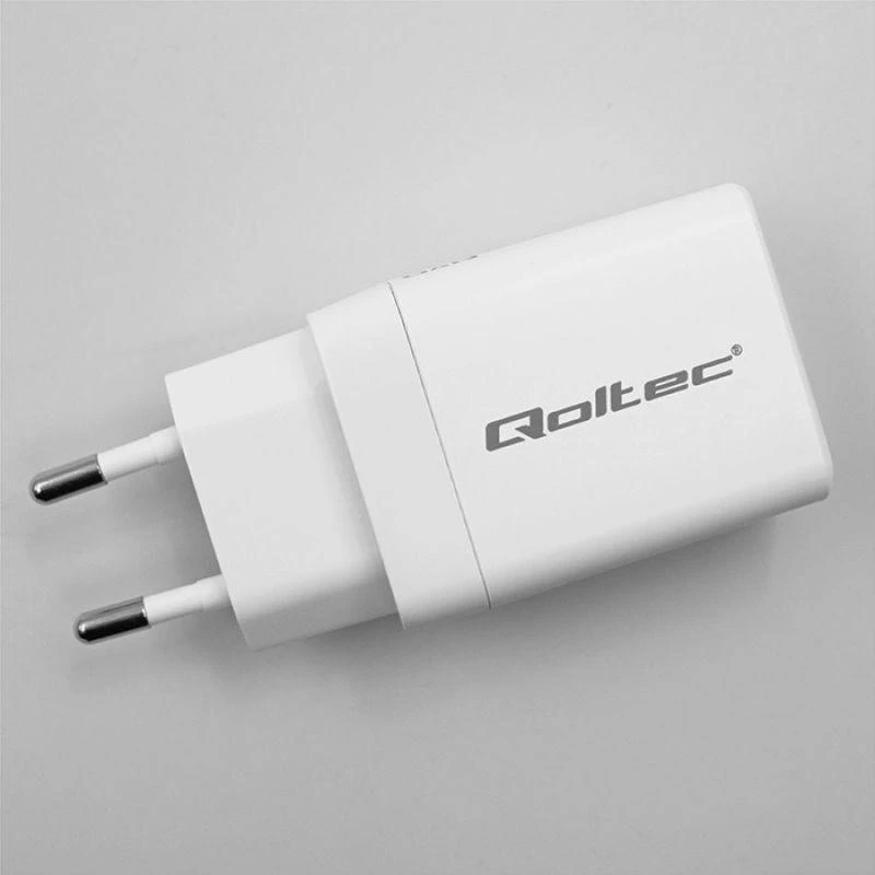 Adapteris Įkroviklis maitinimo 45W gan 5-20V 1.5-3A 1 x usb-c pd usb qc 3.0 baltas Qoltec
