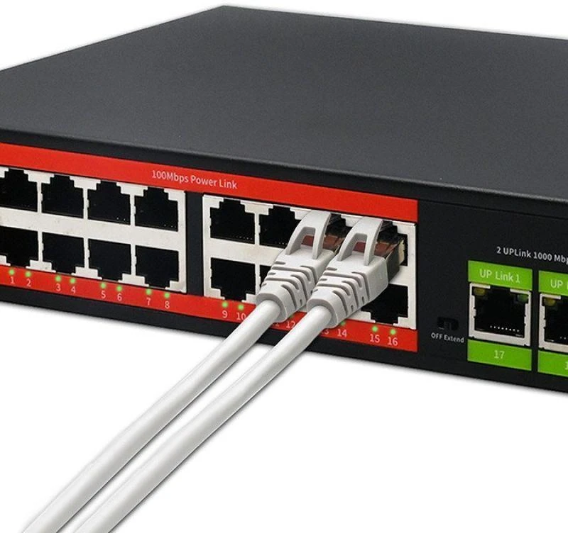 Šakotuvas „Qoltec SWITCH“ greito Ethernet „PoE“ tinklo komutatorius | 16x RJ45 10/100 Mb/s | 2x RJ45 Uplink 1000 Mb/s | 1x SFP 1000 Mb/s