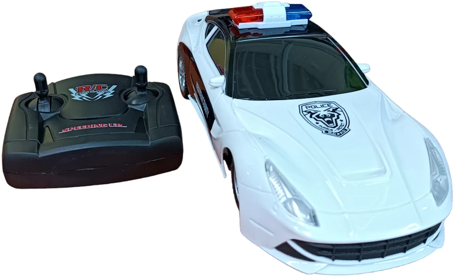 Radijo bangomis valdomas automobilis policijos automobilis