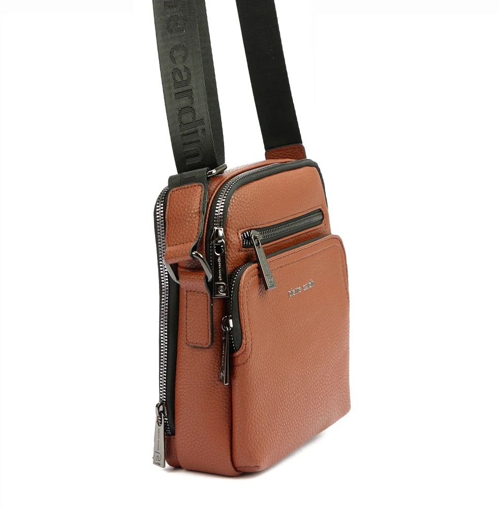 Vyriška ruda eko odos crossbody piniginė Pierre Cardin su reguliuojamu dirželiu