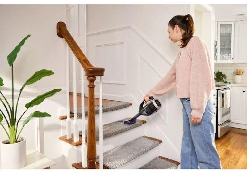 Black & Decker Juodas & Decker Nešiojamas Dulkių Siurblys - Juodas+DECKER DVD320BP 12V 2Ah Be Maišelio Juodas