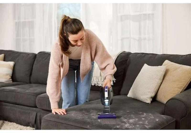Black & Decker Juodas & Decker Nešiojamas Dulkių Siurblys - Juodas+DECKER DVD320BP 12V 2Ah Be Maišelio Juodas
