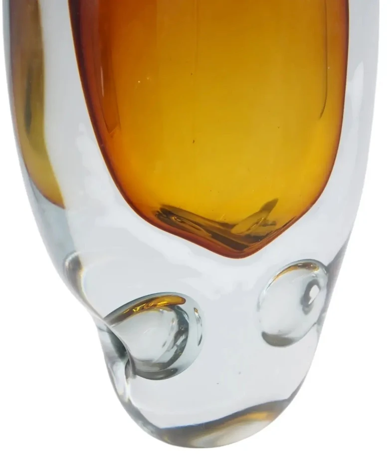 Rankšluostis Stiklo vaza „Forma Lumo“ 16×9×26.5 cm