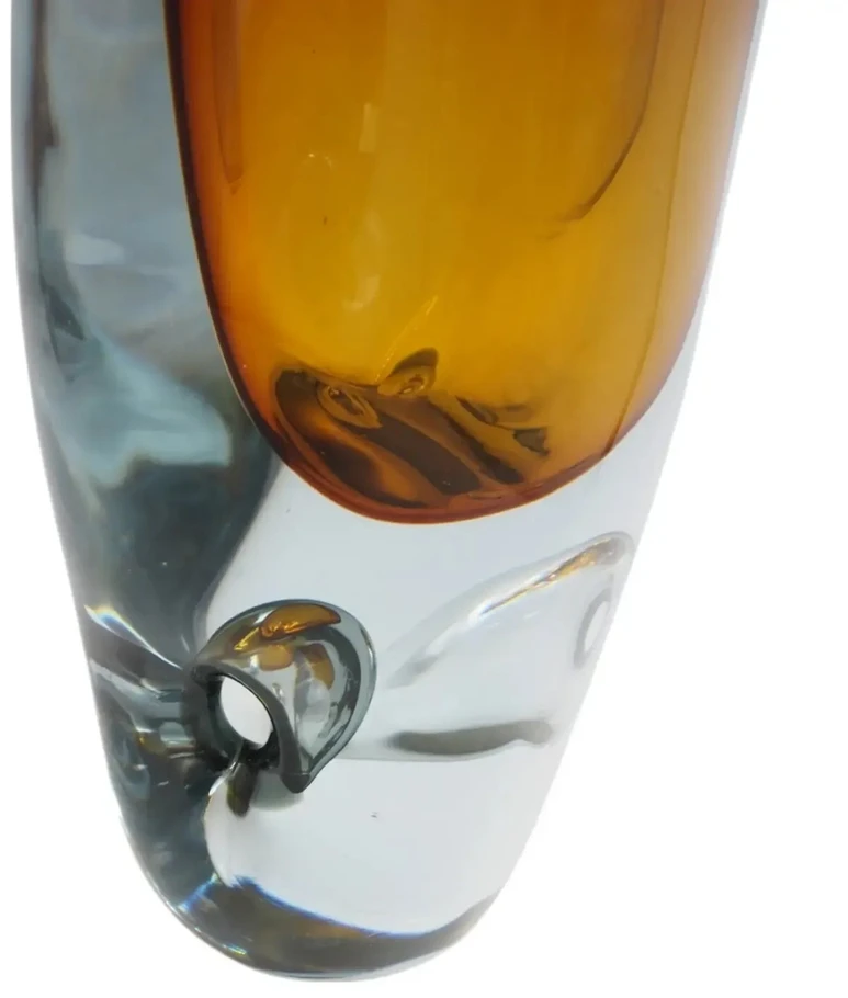 Rankšluostis Stiklo vaza „Forma Lumo“ 16×9×26.5 cm