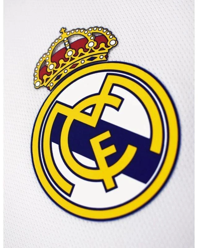 Real Madrid vaikiškas marškinėlių ir šortų rinkinys Mbappe dėžutėje RM25B1