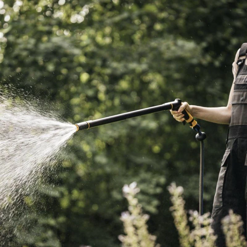 Fiskars „Comfort“ 3 funkcijų laistymo lazdelė, su valdymu priekyje