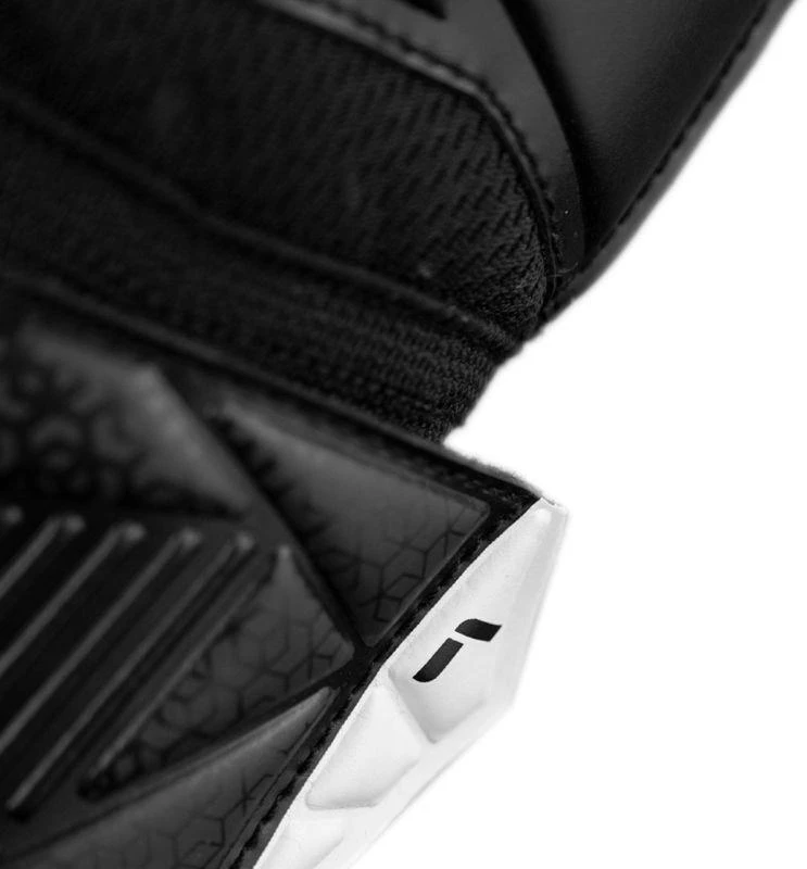 Reusch Attrakt Resist Jr 5572615 7700 Vartininko Pirštinės
