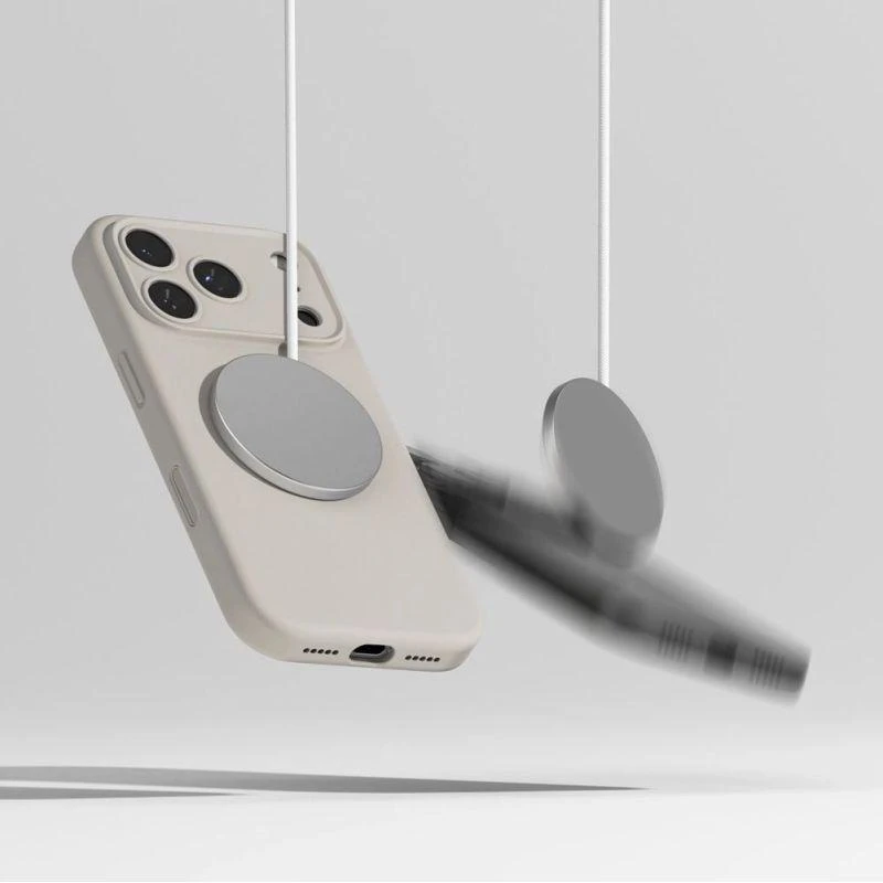 Ringke Silikoninis Magnetinis MagSafe dėklas iPhone 17 Pro - Smėlio spalvos
