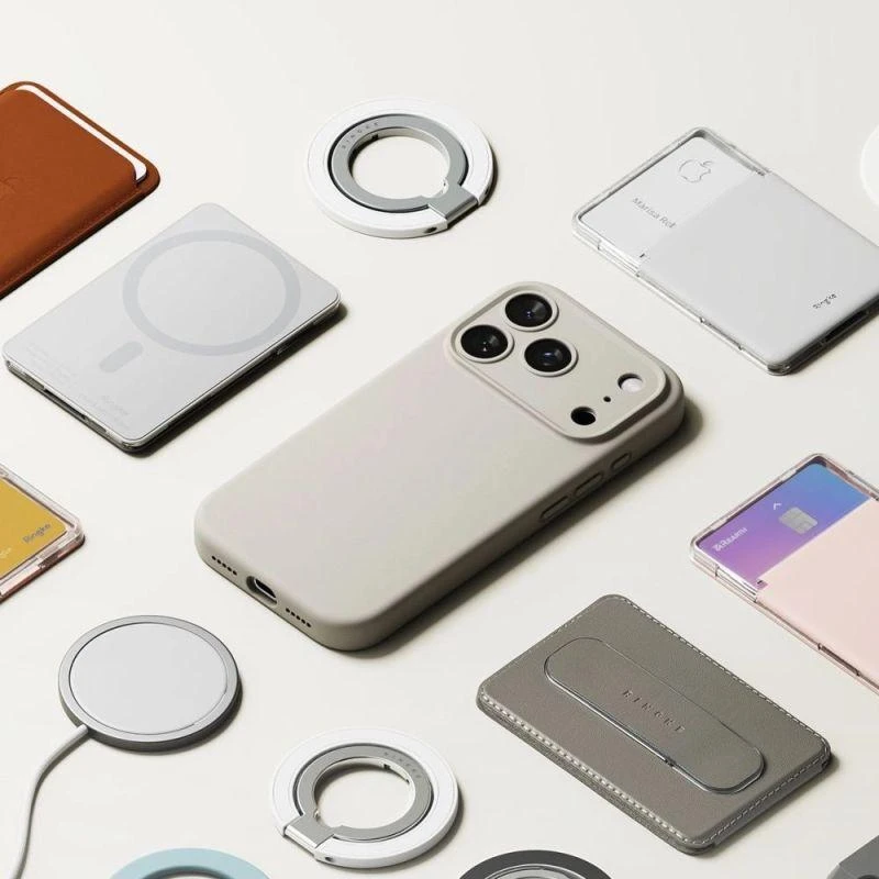 Ringke Silikoninis Magnetinis MagSafe dėklas iPhone 17 Pro - Smėlio spalvos
