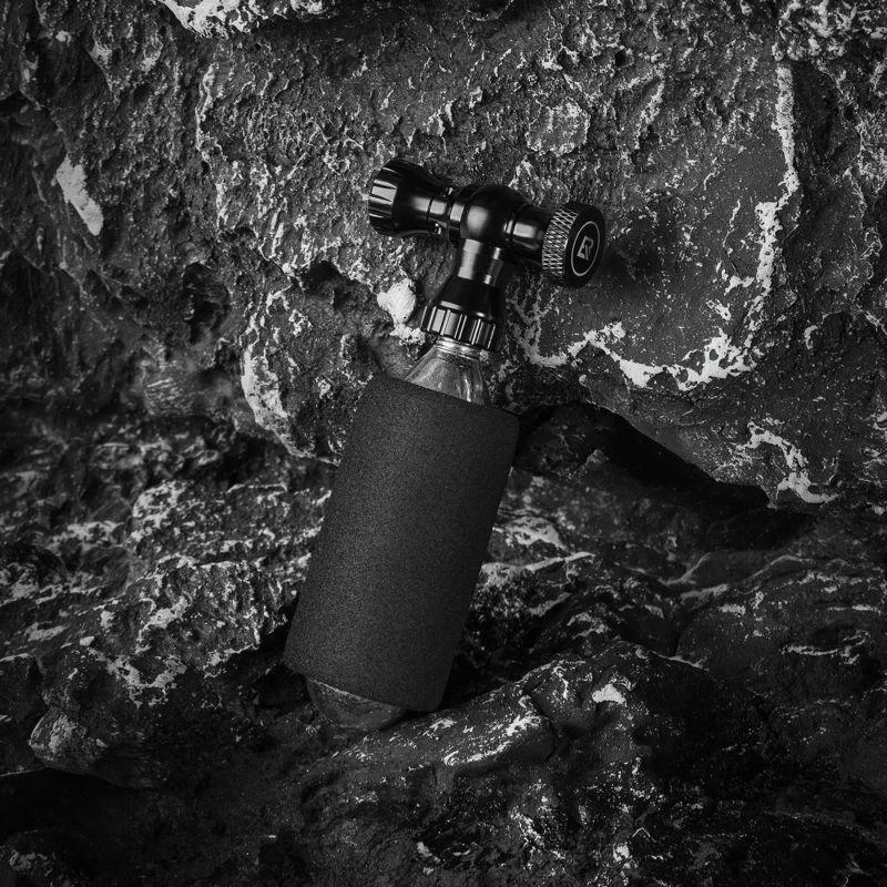 Rockbros CO₂ siurblys, aliuminio lydinio vožtuvo galvutė, be kasetės, suderinamas su „Presta“ / „Schrader“ - juodas
