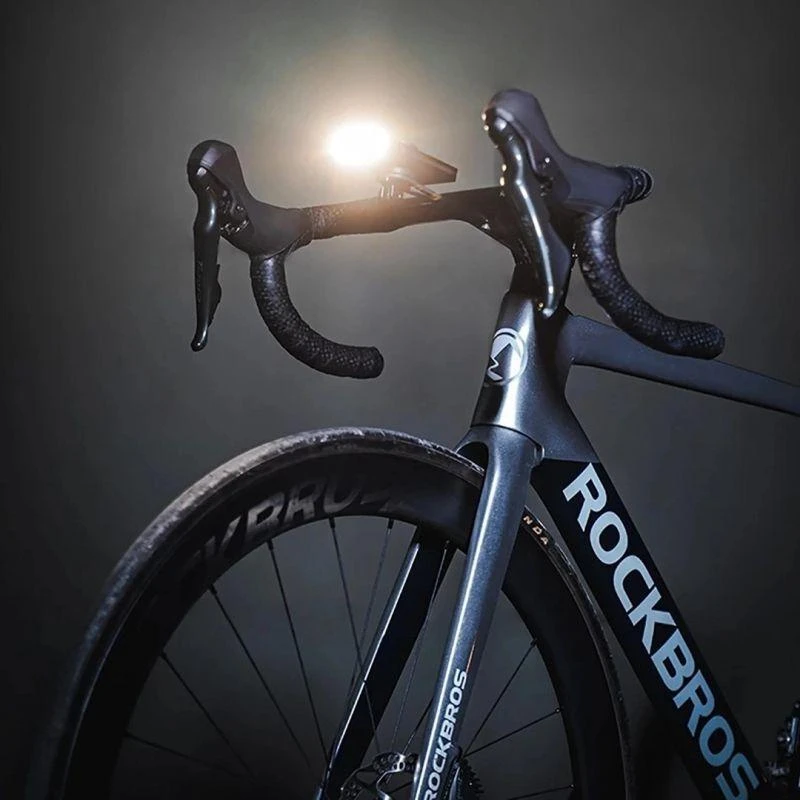 Rockbros JP008 priekinis dviračio žibintas prekystaliui su išorine baterija 5000mAh 150lm IPX6 &8211; juodos spalvos