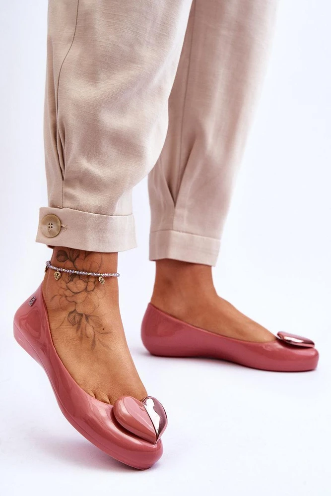 Rožinės balerinos su širdelės detale Step in style