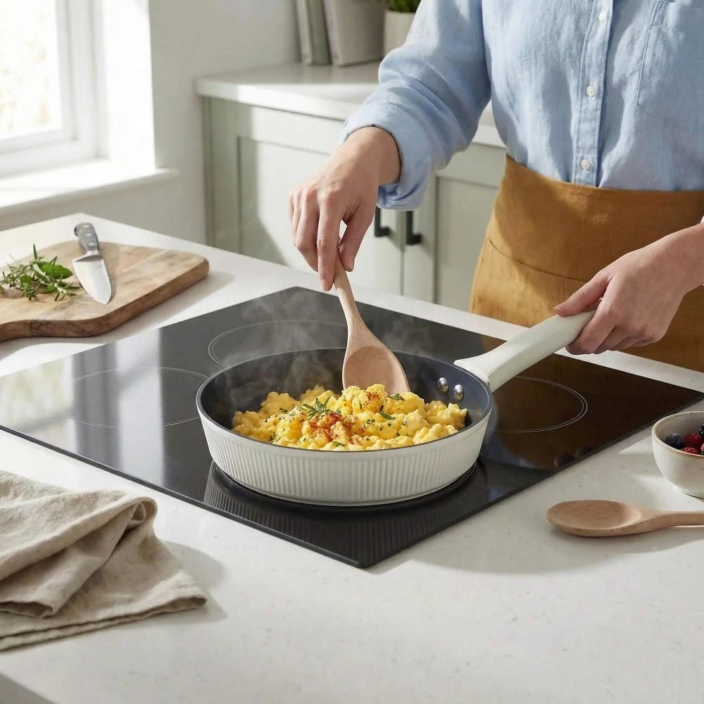 Russell Hobbs Cote 24 cm keptuvė, kreminė