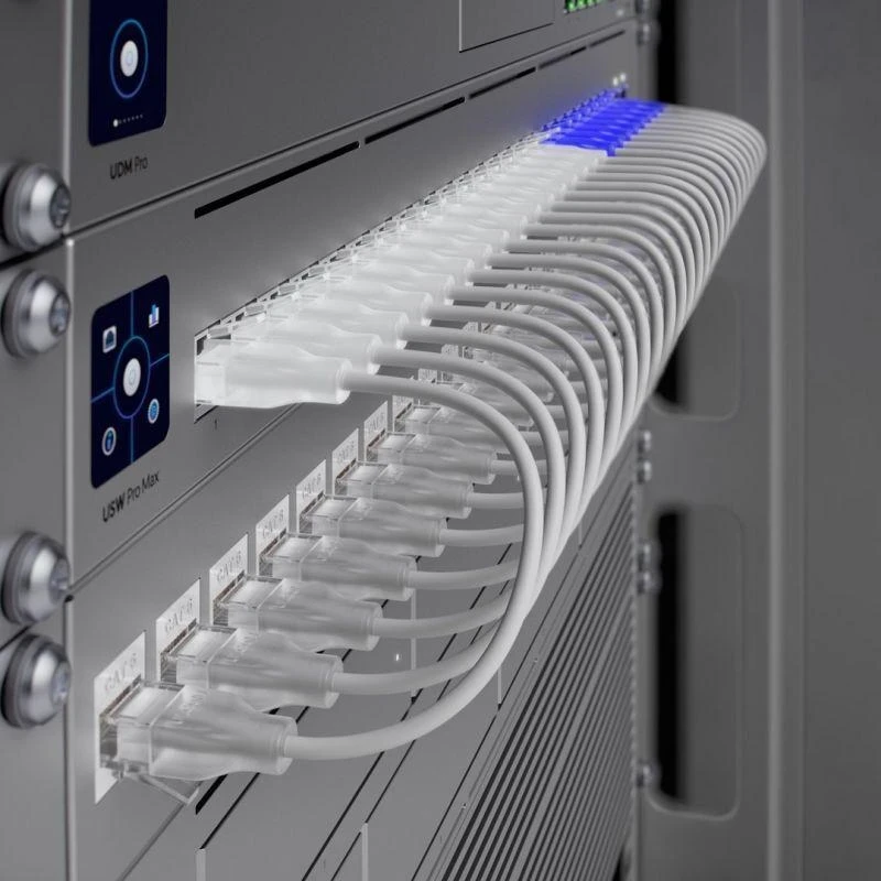 Šakotuvas Valdomas UBIQUITI UniFi Pro Max 24 tinklo jungiklis, 26 prievadai, Gigabit/Multigigabit/10G (USW-Pro-Max-24-EU)
