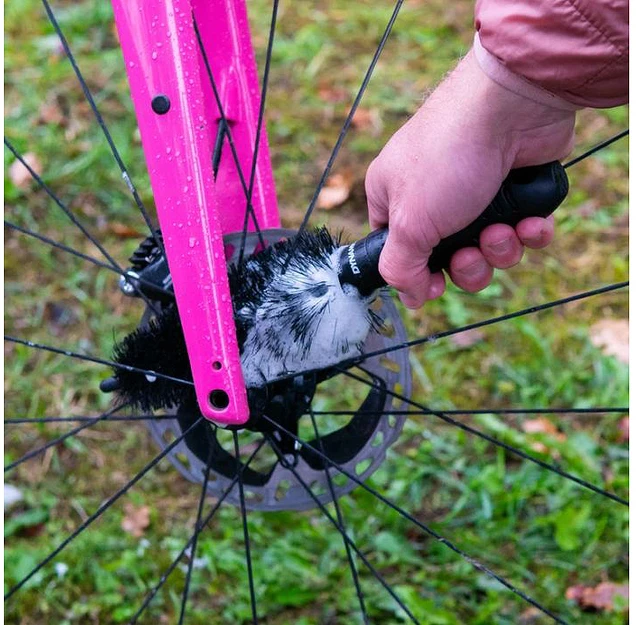 Dynamic Bike Care Kūgio formos dinaminis šepetys