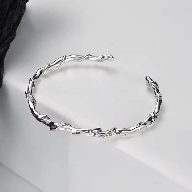 Sidabrinė apyrankė Wire