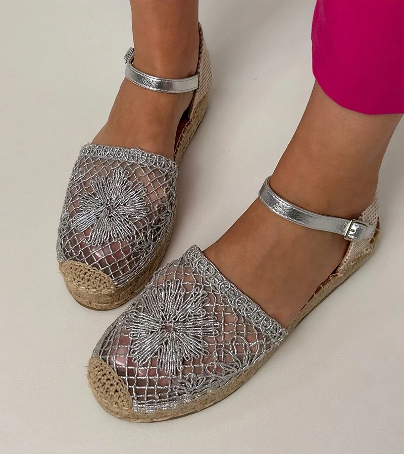 Sidabrinės ažūrinės espadrilės sandalai moterims