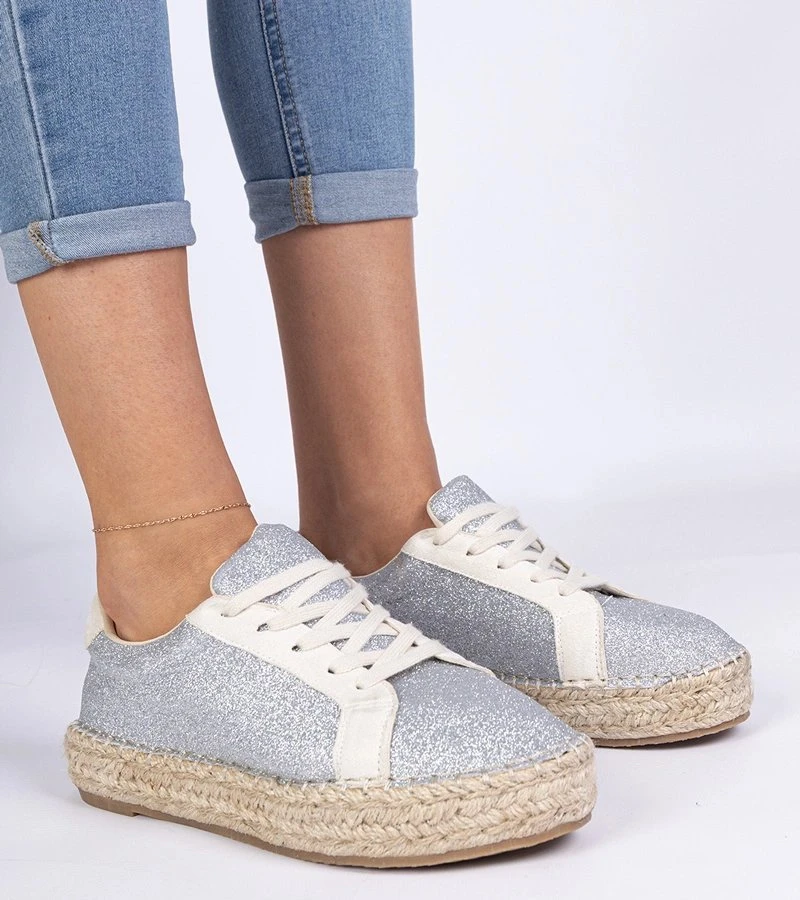 Sidabrinės moteriškos espadrilės su blizgučiais