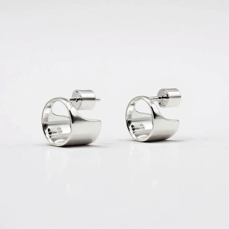 Sidabriniai auskarai Clara