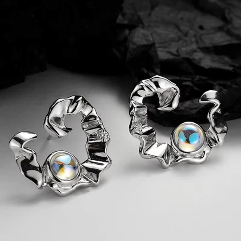 Sidabriniai auskarai Moonstone