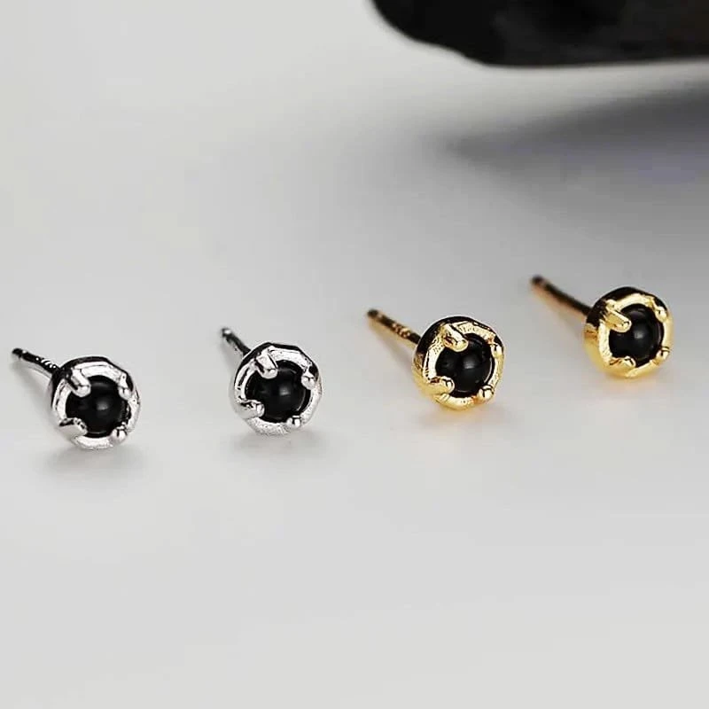 Sidabriniai auskarai Nail