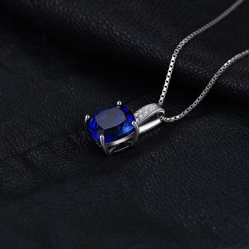 Sidabrinis pakabukas Sapphire