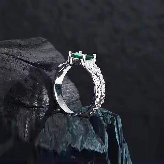 Sidabrinis žiedas Emerald