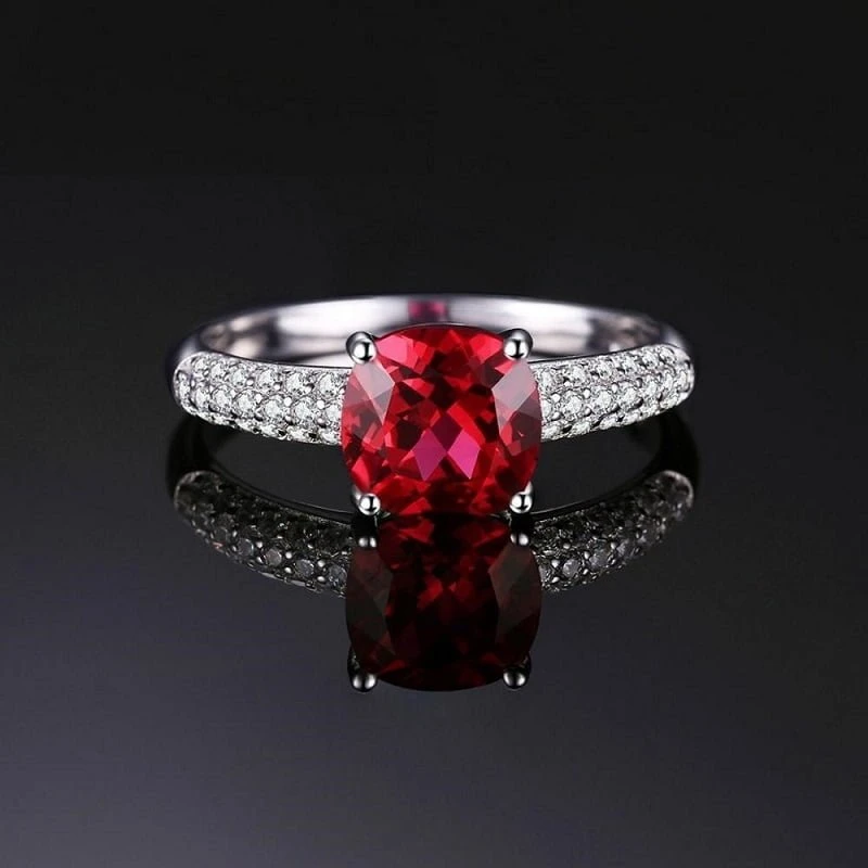 Sidabrinis žiedas Ruby