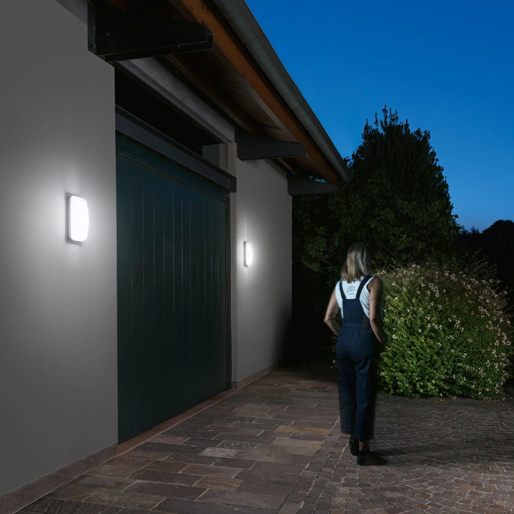 20W LED lubinis fasado šviestuvas su judesio davikliu SHELLY, baltas, 4000K, IP65