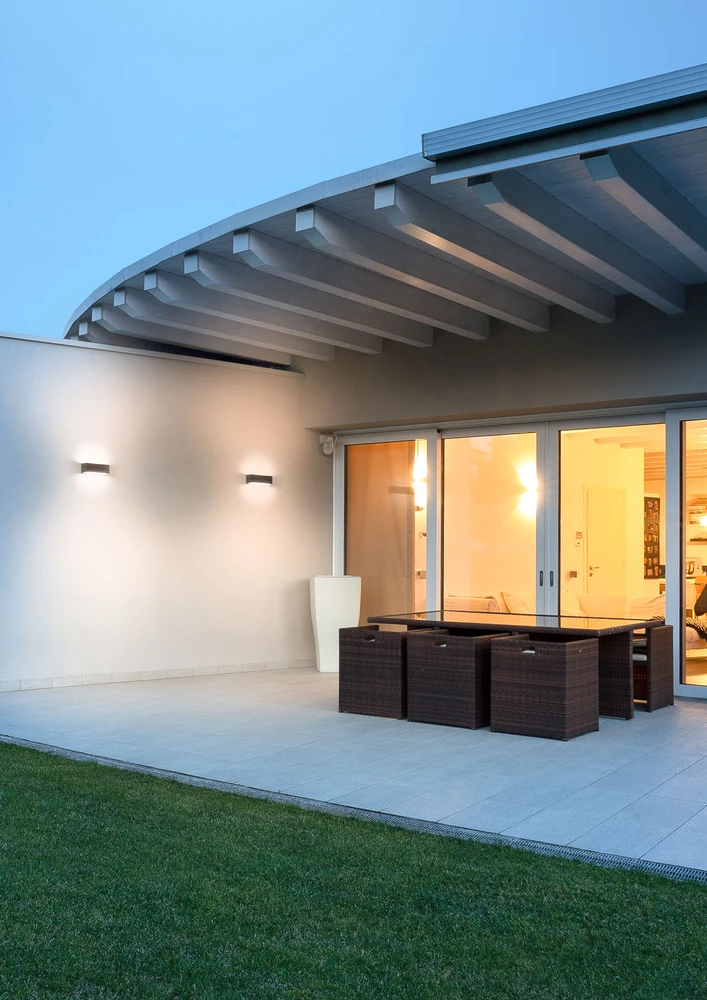 Sieninis šviestuvas 9,5W LED sieninis lauko šviestuvas LAMPRIS, baltas, 3000K, IP65, 90372