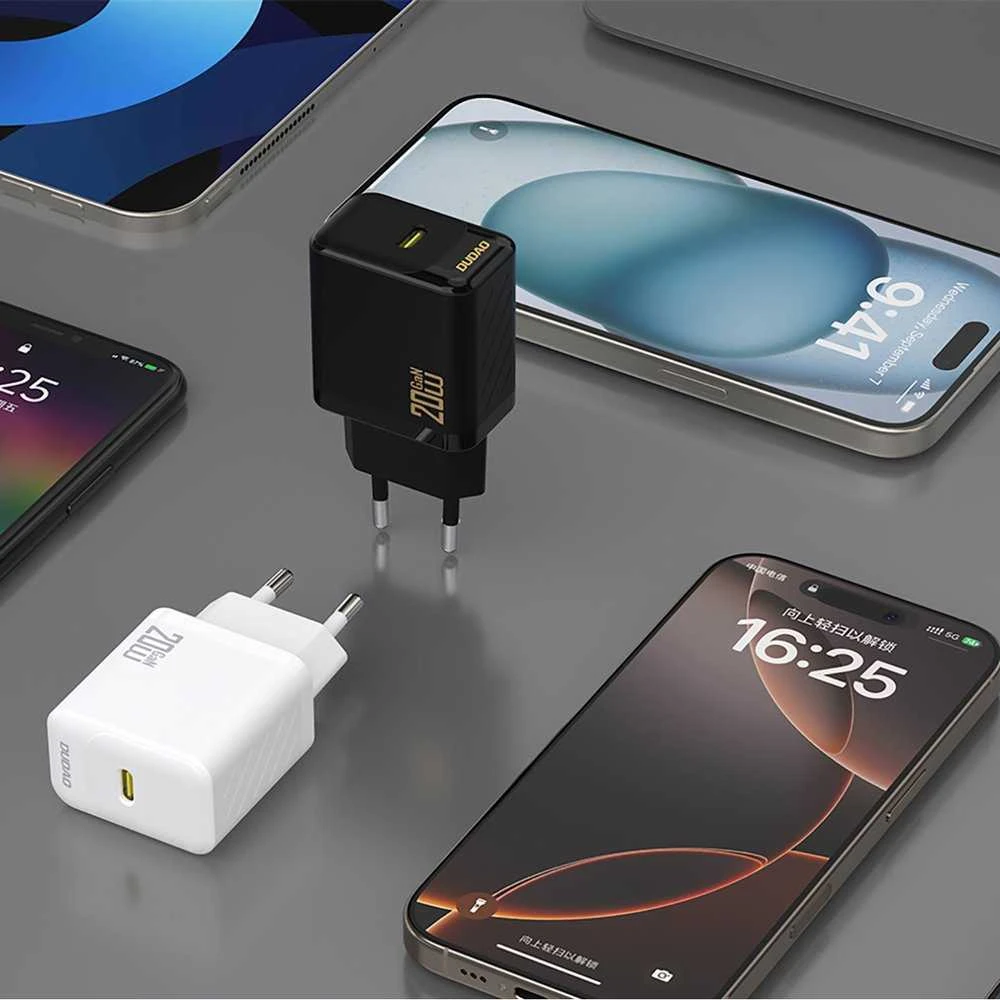 Dudao A26LEU PD 20W GaN USB-C sieninis įkroviklis su USB-C–Lightning laidu - Juodas