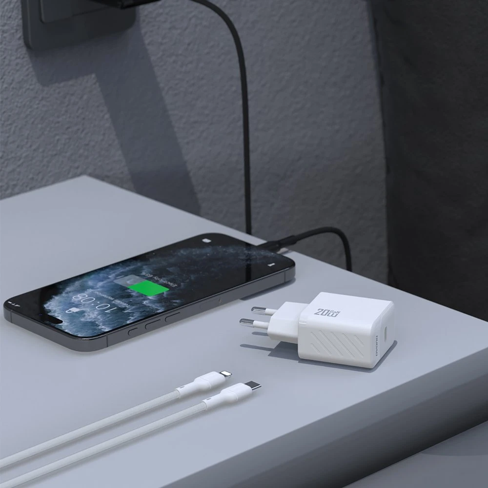 Dudao A26LEU PD 20W GaN USB-C sieninis įkroviklis su USB-C–Lightning laidu - Juodas
